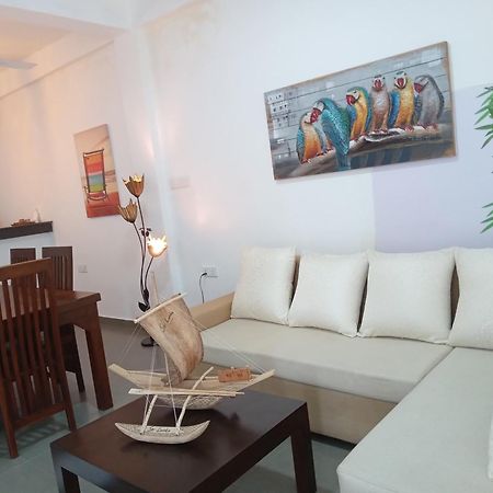 White Rose Safari Home Stay Udawalawe Bagian luar foto
