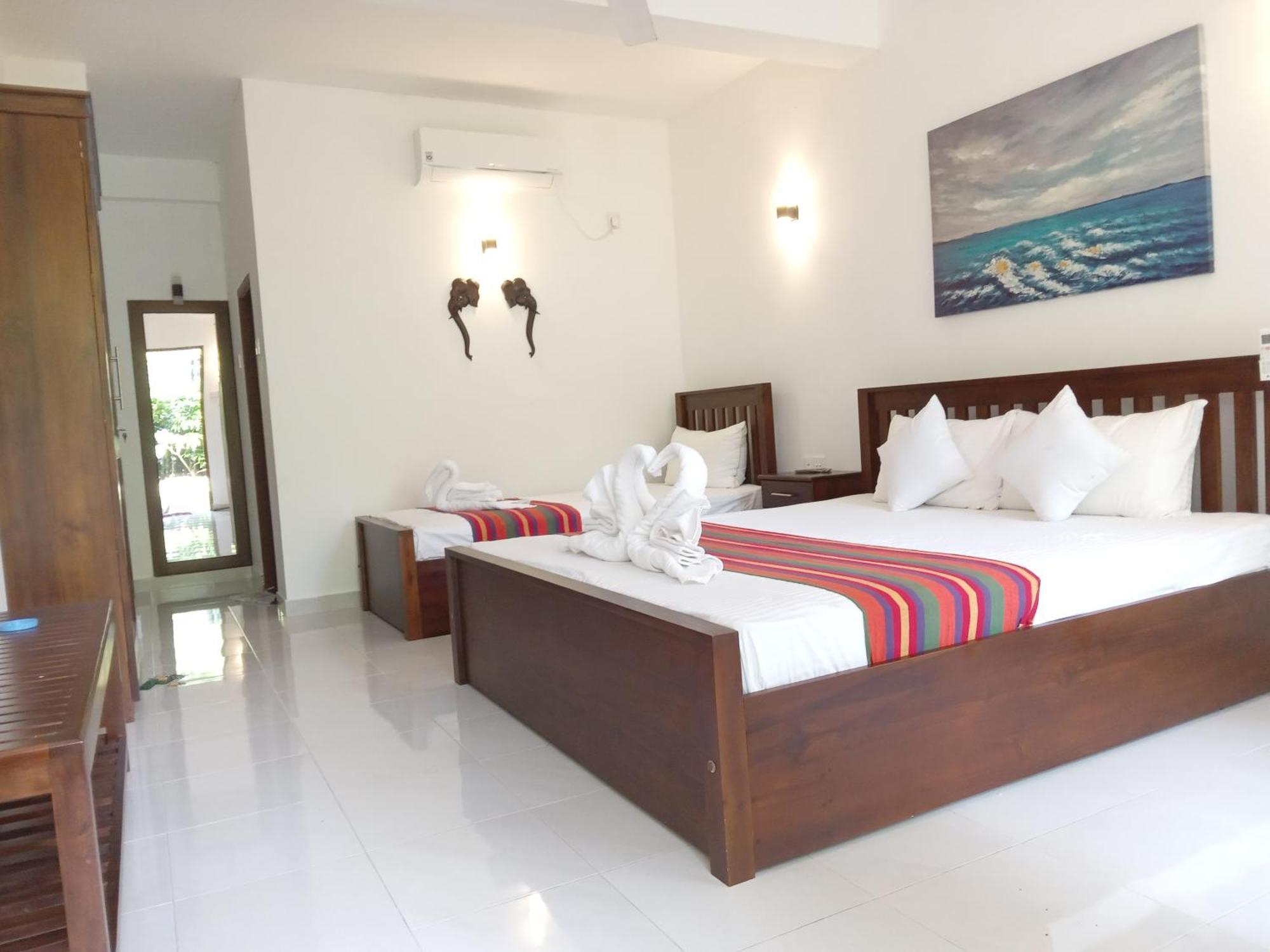 White Rose Safari Home Stay Udawalawe Bagian luar foto